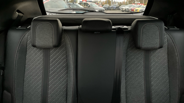 Peugeot 2008 1.2 PureTech Allure 5dr Petrol Estate